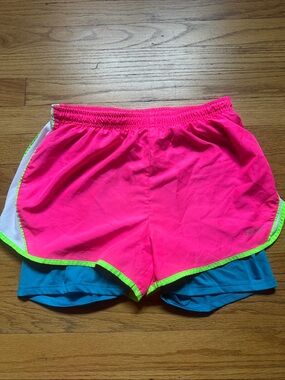 Women’s Hind Neon Pink Layered Active Shorts.  Sz S